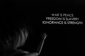Foto: Flickr https://www.google.com/search?q=orwell+war+is+peace&sca_esv=da34502b1ff0439d&udm=2&source=lnt&tbs=sur:cl&sa=X&ved=2ahUKEwiCs_-yiNKNAxV1IhAIHUzCN_IQpwV6BAgCECA&biw=1528&bih=746&dpr=1.25#vhid=h79D-IOs5PSiHM&vssid=mosaic