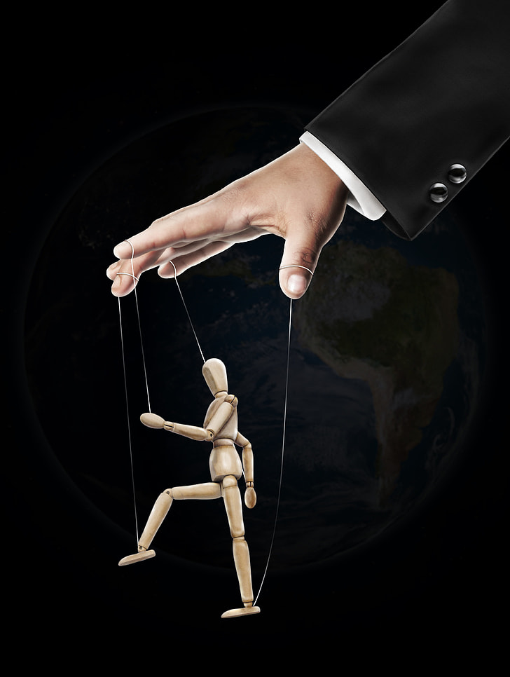 Foto: pickpik.com https://www.pickpik.com/person-puppet-hand-snowman-political-alex-41197#google_vignette
